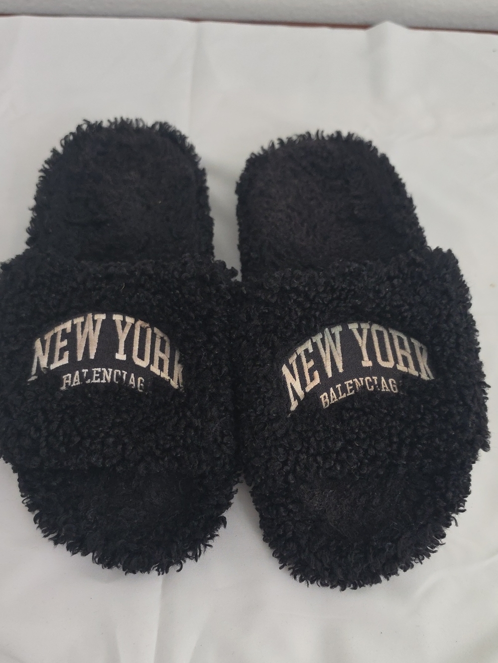 Balenciaga Furry New York Slides